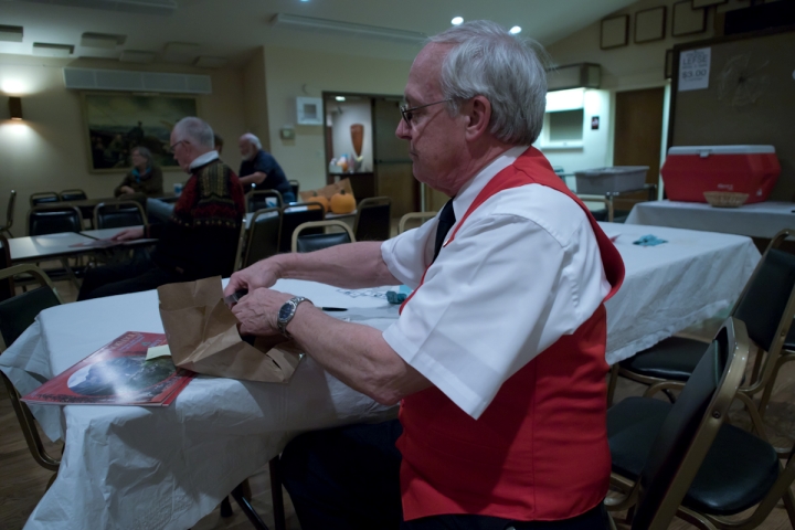 Auction2011-10.jpg - Parcel Post Auction