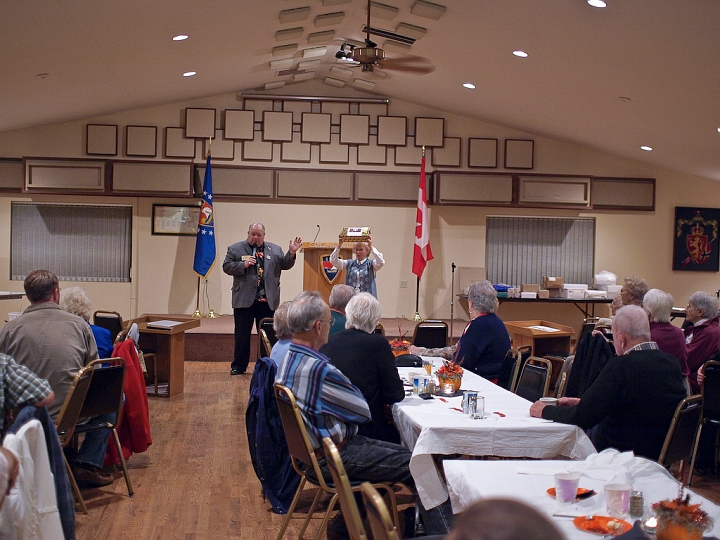 PA167229.jpg - Parcel Post Auction 2008