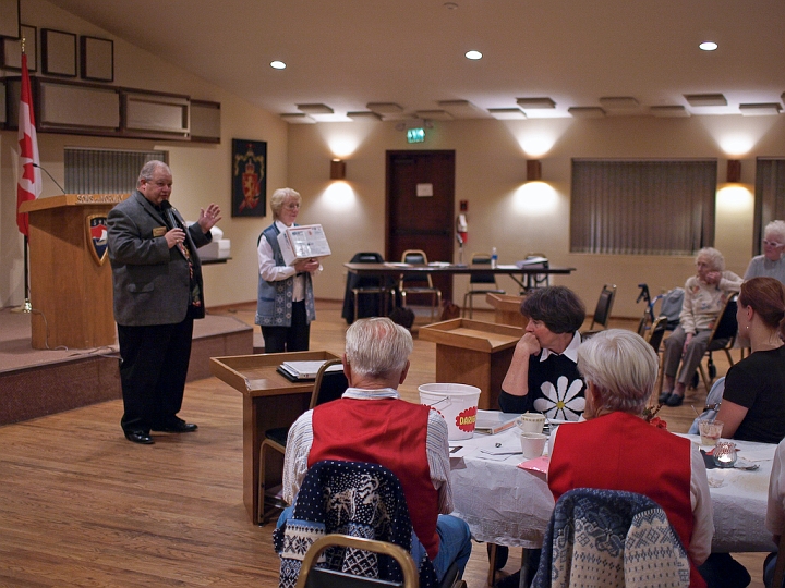 PA167336.jpg - Parcel Post Auction 2008