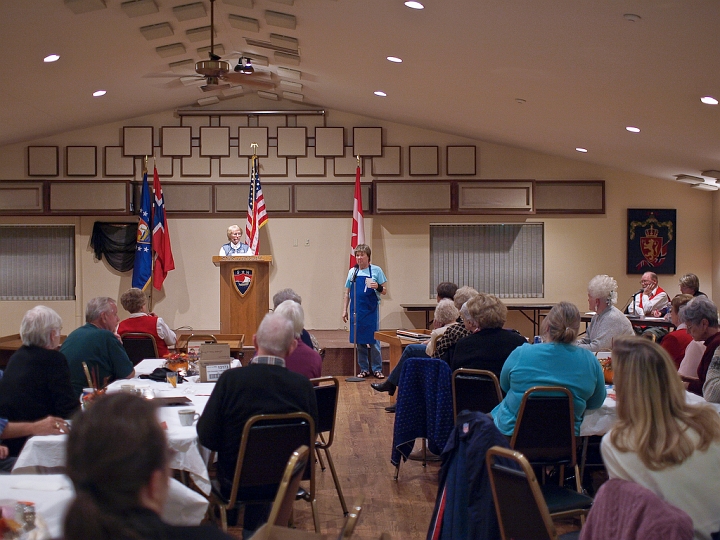 PA167509.jpg - Parcel Post Auction 2008